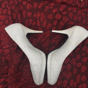 Hot Tomato “Fireworks” Pumps